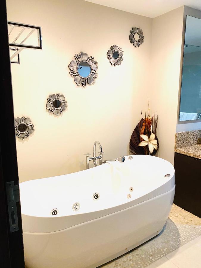 Апартаменты Peninsula Vallarta Пуэрто-Вальярта Экстерьер фото